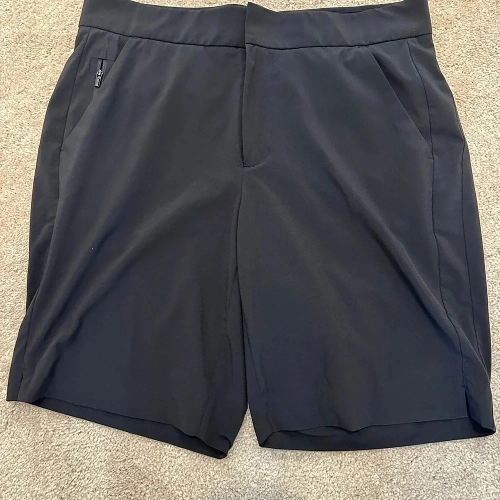 Athleta women’s tribeca 7” Bermuda short size 6